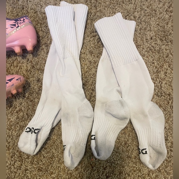 Girls soccer bundle - Picture 9 of 11